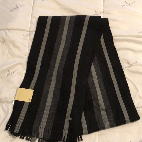 Micheal Micheal kors stripped fringe scarf - Picture 1 of 5